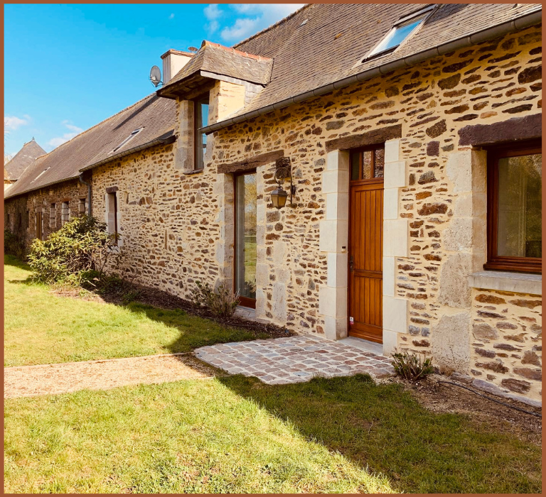 La restauration de cette maison ancienne en Bretagne a séduit les propriétaires.